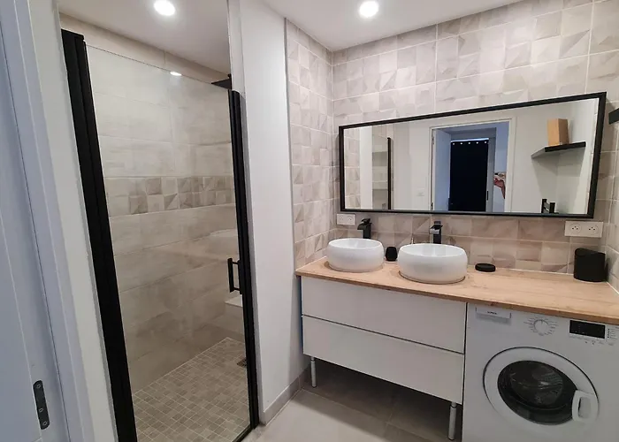 Sejournez A 3 Min Des Remparts Confort Et Accessibilite Apartman *